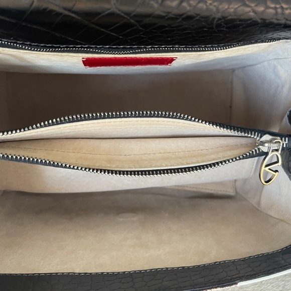 VALENTINO Black & White ZEBRA Print Handbag, - Picture 11 of 13